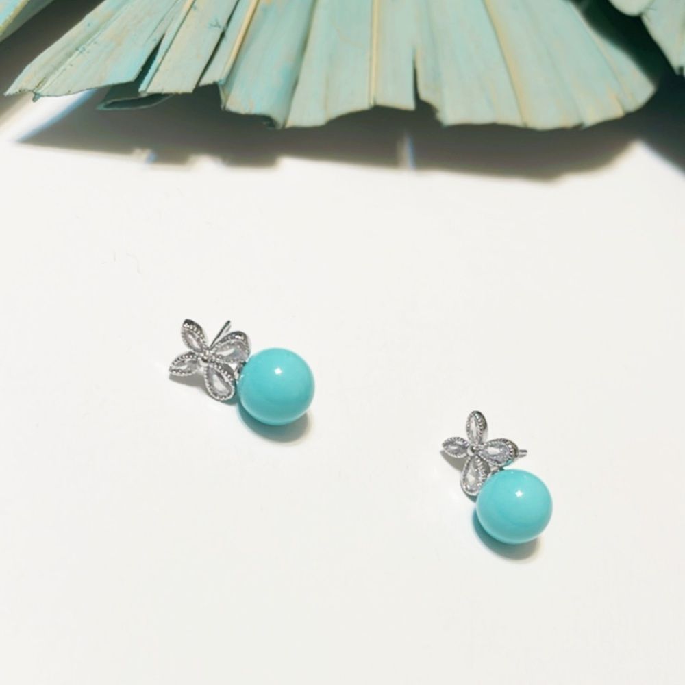 Dainty Floral earrings #156 - Picture 2 of 6